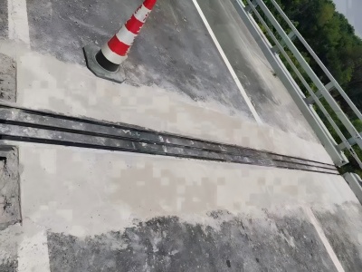 安龙伸缩缝更换后浇筑材料快速结构修补料速砼的产品特点及施工流程​